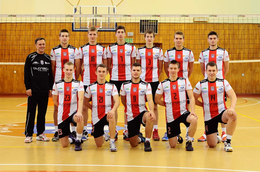 AKS RESOVIA RZESZÓW-JUNIORZY'94