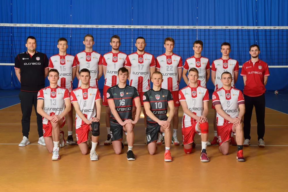 AKS RESOVIA RZESZÓW 2020/21 - JUNIORZY/II LIGA SMS V LO RZESZÓW KLASA III MS