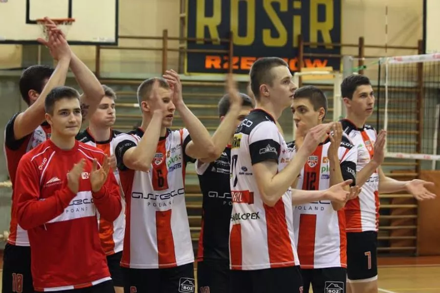 Młoda Liga: Szczęśliwa siódemka Asseco Resovii. Pewna wygrana z Transferem Bydgoszcz