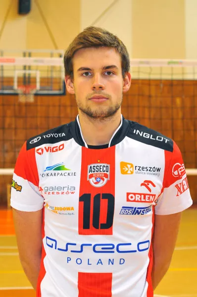 "Oby moja forma była cały czas na wysokim poziomie" - o dwóch zwycięskich pojedynkach opowiedział przyjmujący, Kacper Kalina