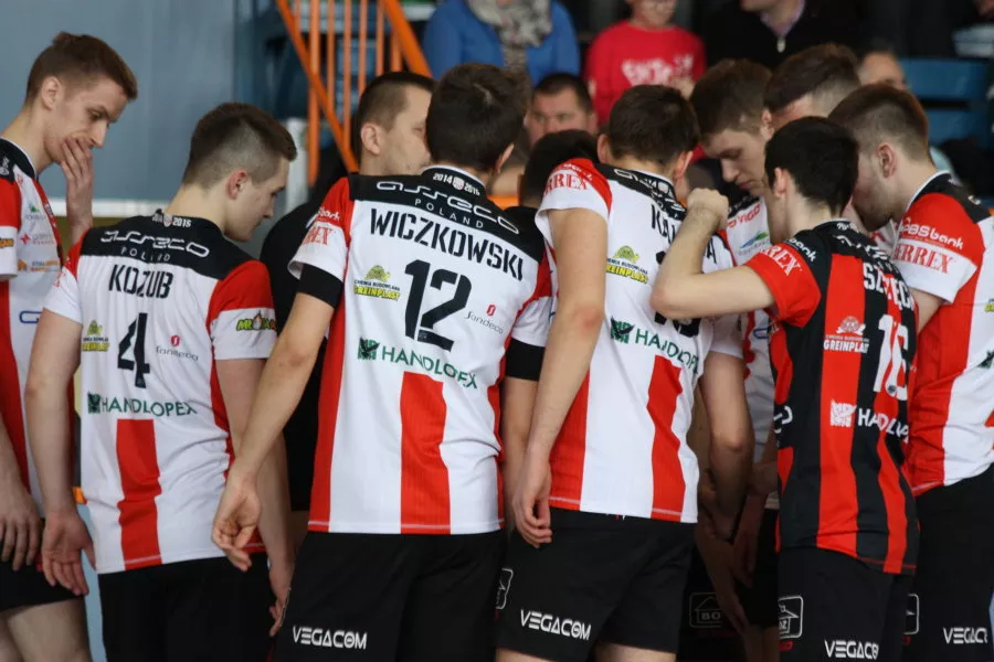 1/2 MP: Pierwsze spotkanie zwyciężają zawodnicy Tempa Olsztyn