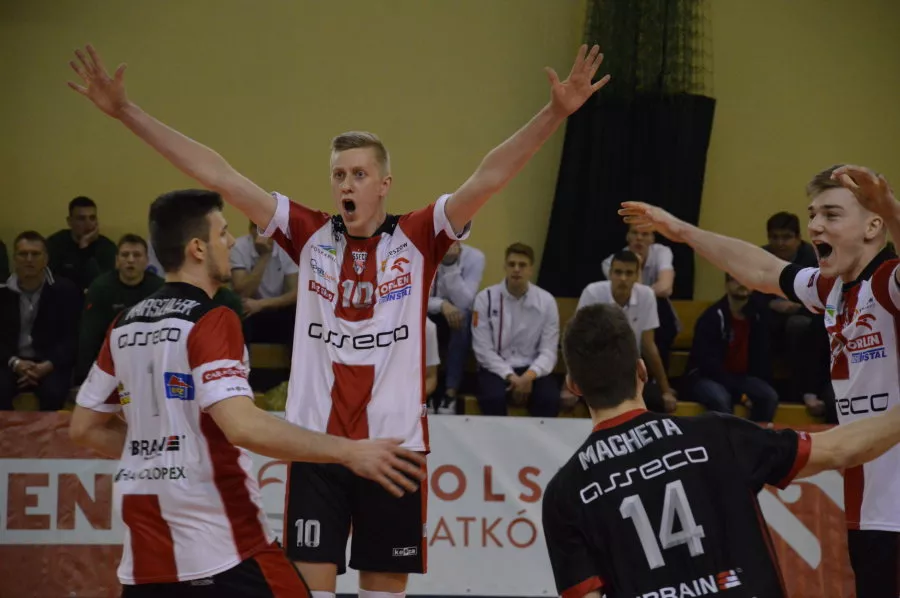 MPJ: Zwycięski horror na początku turnieju!