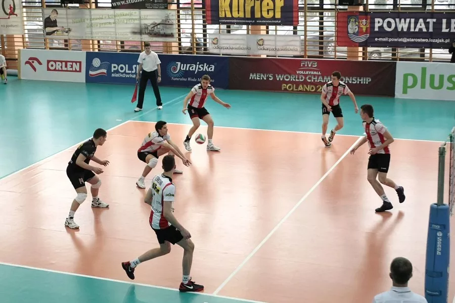  Resoviacy wygrywają w 2 dniu MP Juniorów. Nasz rozgrywający Michał Kędzierski MVP spotkania.