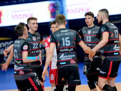 Komplet zwycięstw w świetnym stylu i awans do TOP8 w Polsce naszych Juniorów.