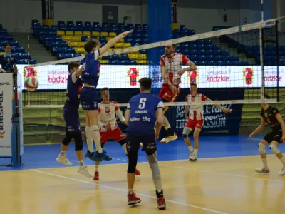 Komplet zwycięstw w świetnym stylu i awans do TOP8 w Polsce naszych Juniorów.
