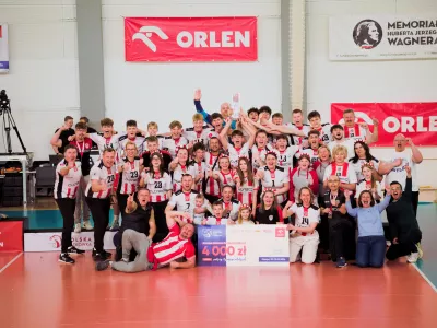 MŁODZICY BRĄZOWYMI MEDALISTAMI MISTRZOSTW POLSKI MŁODZICY BRĄZOWYMI MEDALISTAMI MISTRZOSTW POLSKI
