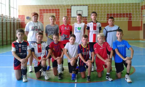 AKS na obozach