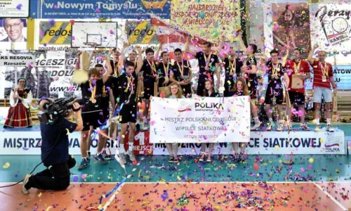 Młodzicy jak seniorzy kończą sezon ze złotymi medalami Mistrzostw Polski!!!!!!!!