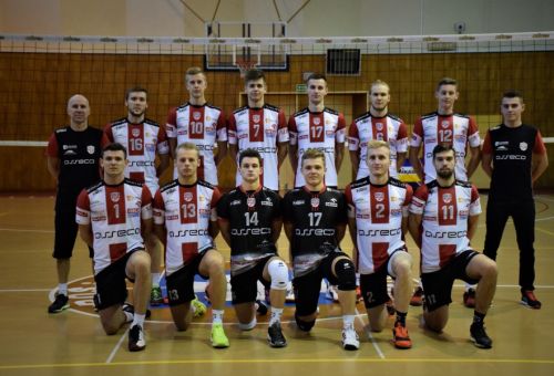 AKS RESOVIA RZESZÓW 2016/2017 - JUNIORZY '98 SMS V LO RZESZÓW KLASA III MS